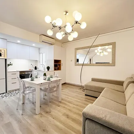 아파트 Cosy Montroig *